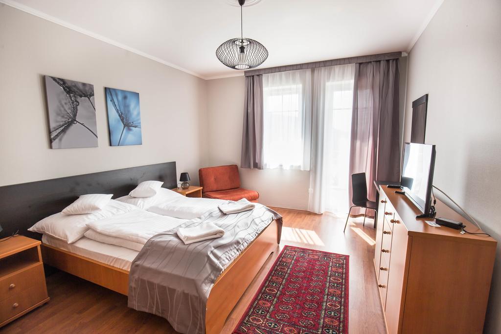Salt Hill Apartmanok Egerszalók Eksteriør billede